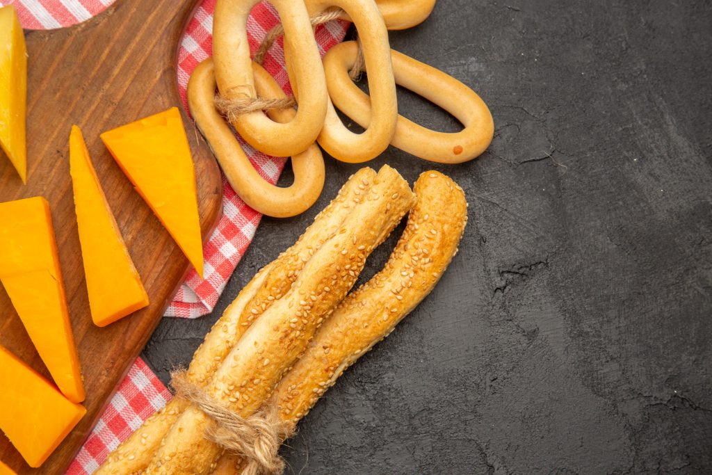 Κριτσίνια με τυρί